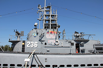 USS Silversides midship profile